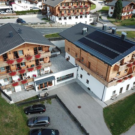Appartement Weberstube Weberhaus Zollhaus Zollstoeckl à Obertilliach Extérieur photo