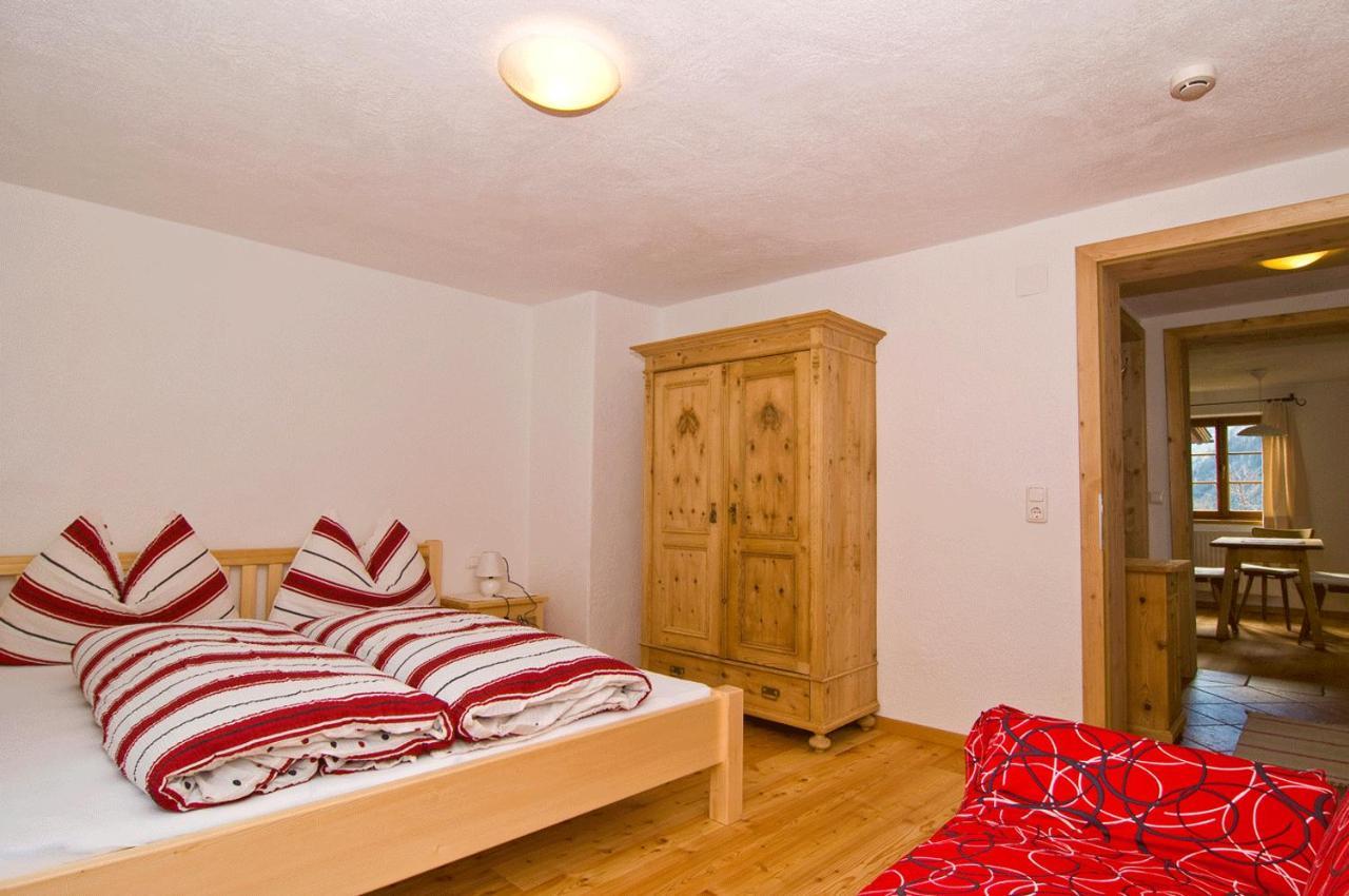Appartement Weberstube Weberhaus Zollhaus Zollstoeckl à Obertilliach Extérieur photo