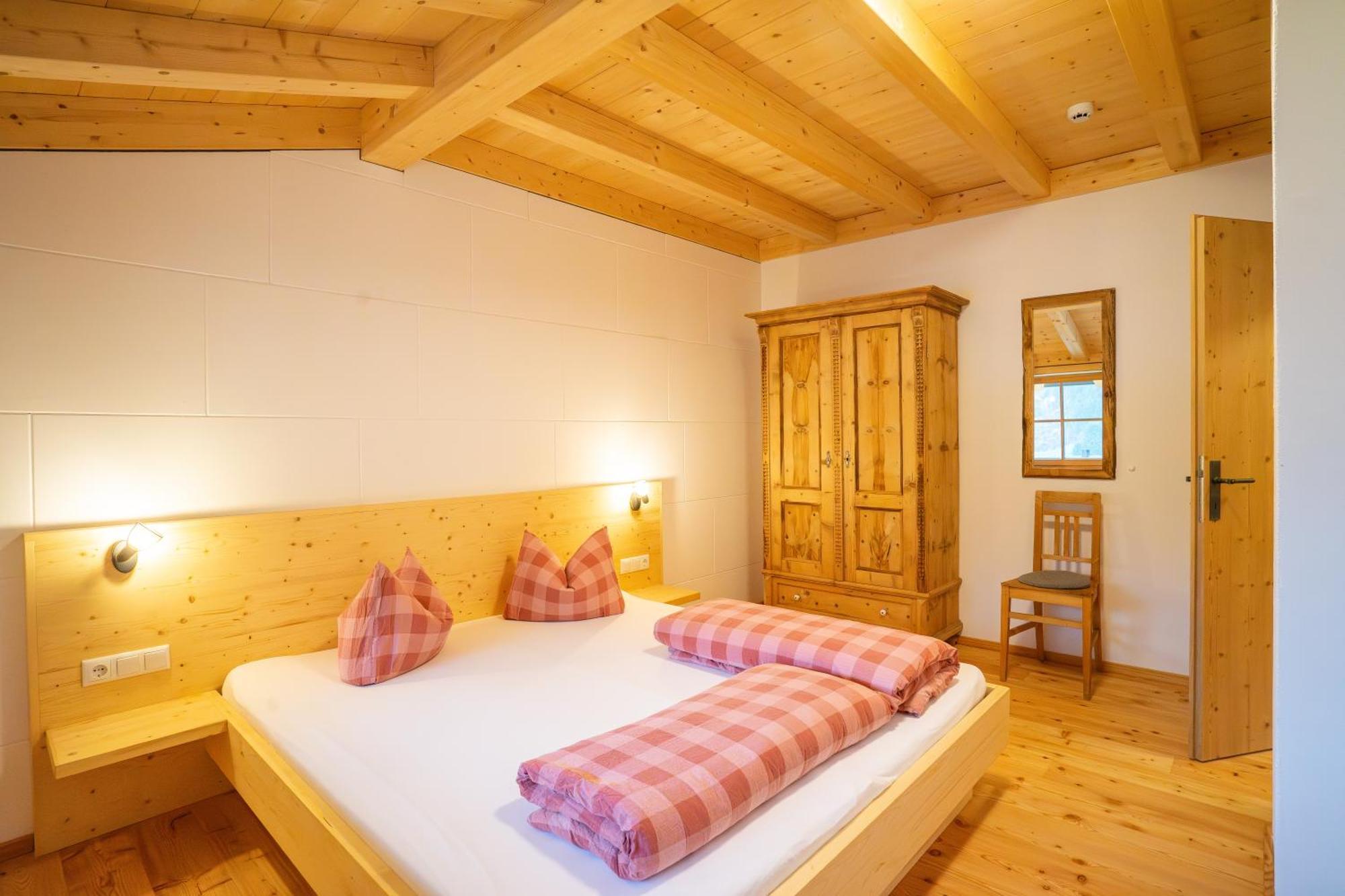 Appartement Weberstube Weberhaus Zollhaus Zollstoeckl à Obertilliach Extérieur photo