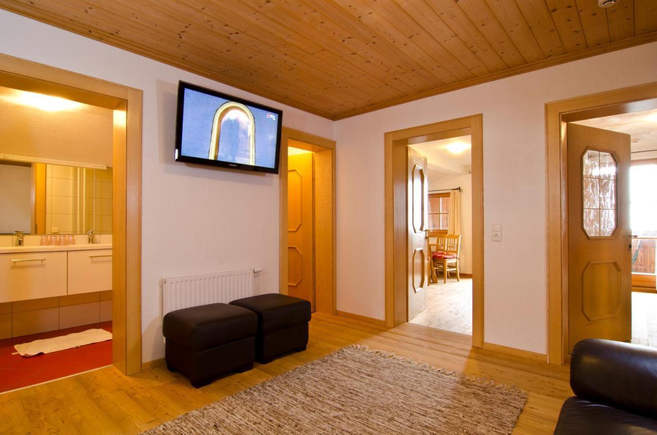 Appartement Weberstube Weberhaus Zollhaus Zollstoeckl à Obertilliach Extérieur photo